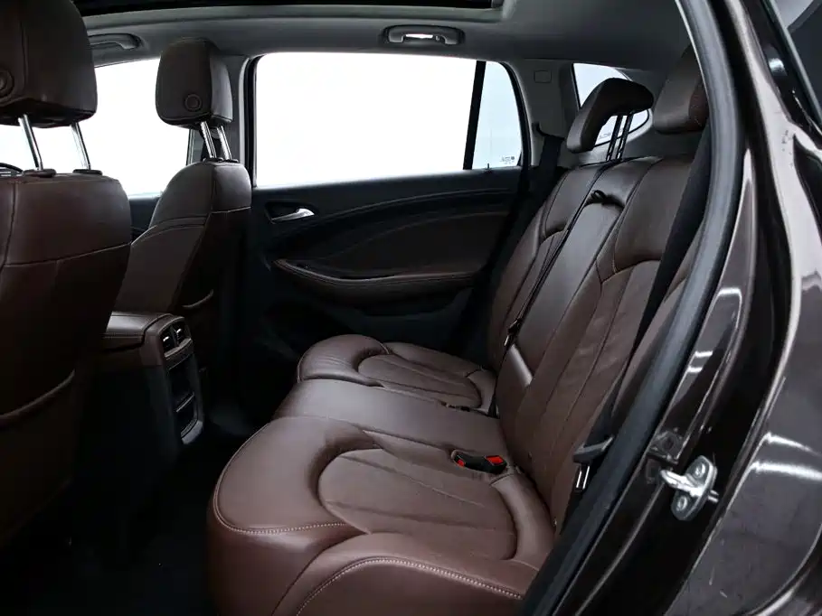 Photo 15 - Buick Envision Plus