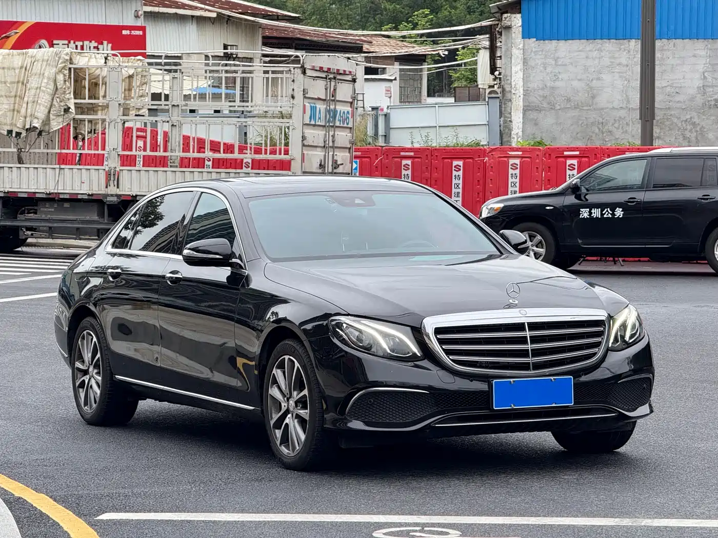 Mercedes-Benz E-Class 2017 E 200 L 4MATIC фото 3
