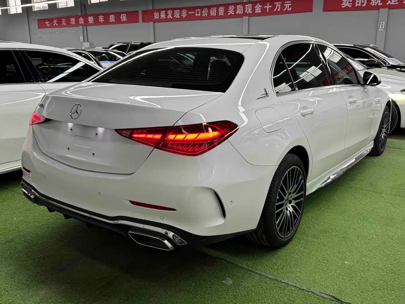 Mercedes-Benz C-Class 2024 Facelift C 260 L Sport фото 6