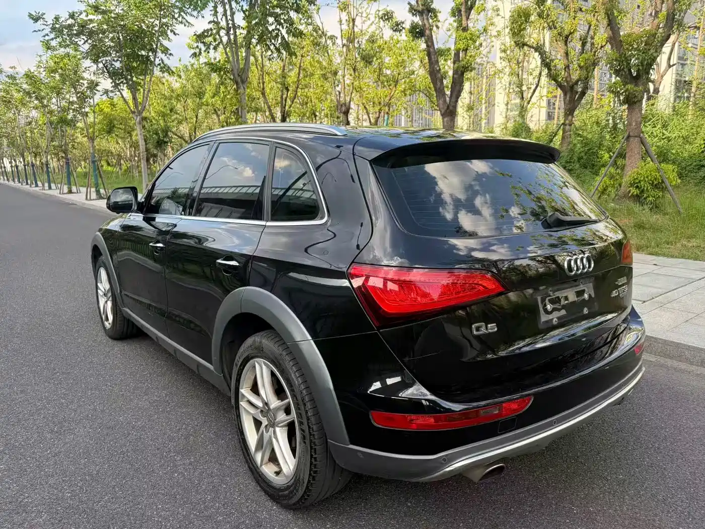 Audi Q5 2018 2017 Plus 40 TFSI Technology