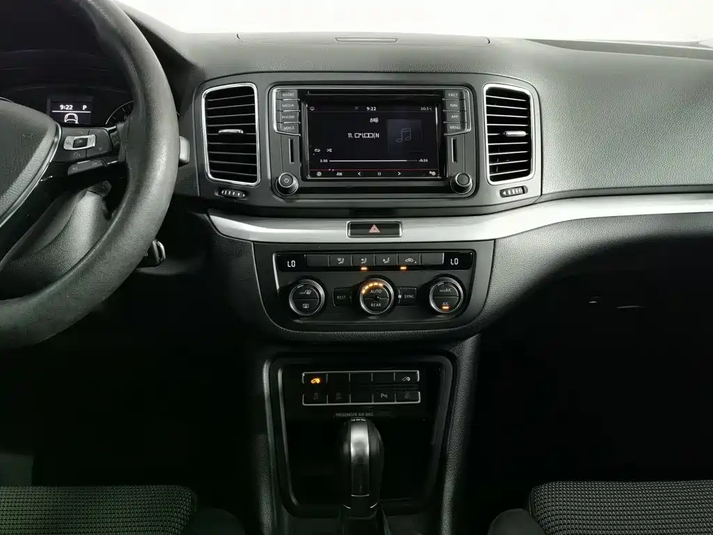Volkswagen Sharan 2018 2018 380TSI Comfort 7-Seater