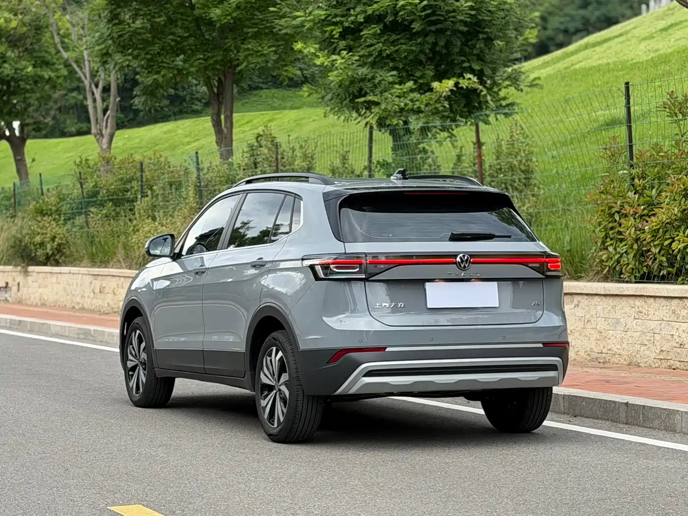 VOLKSWAGEN TUYUE