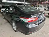 Photo 5 - Toyota Camry