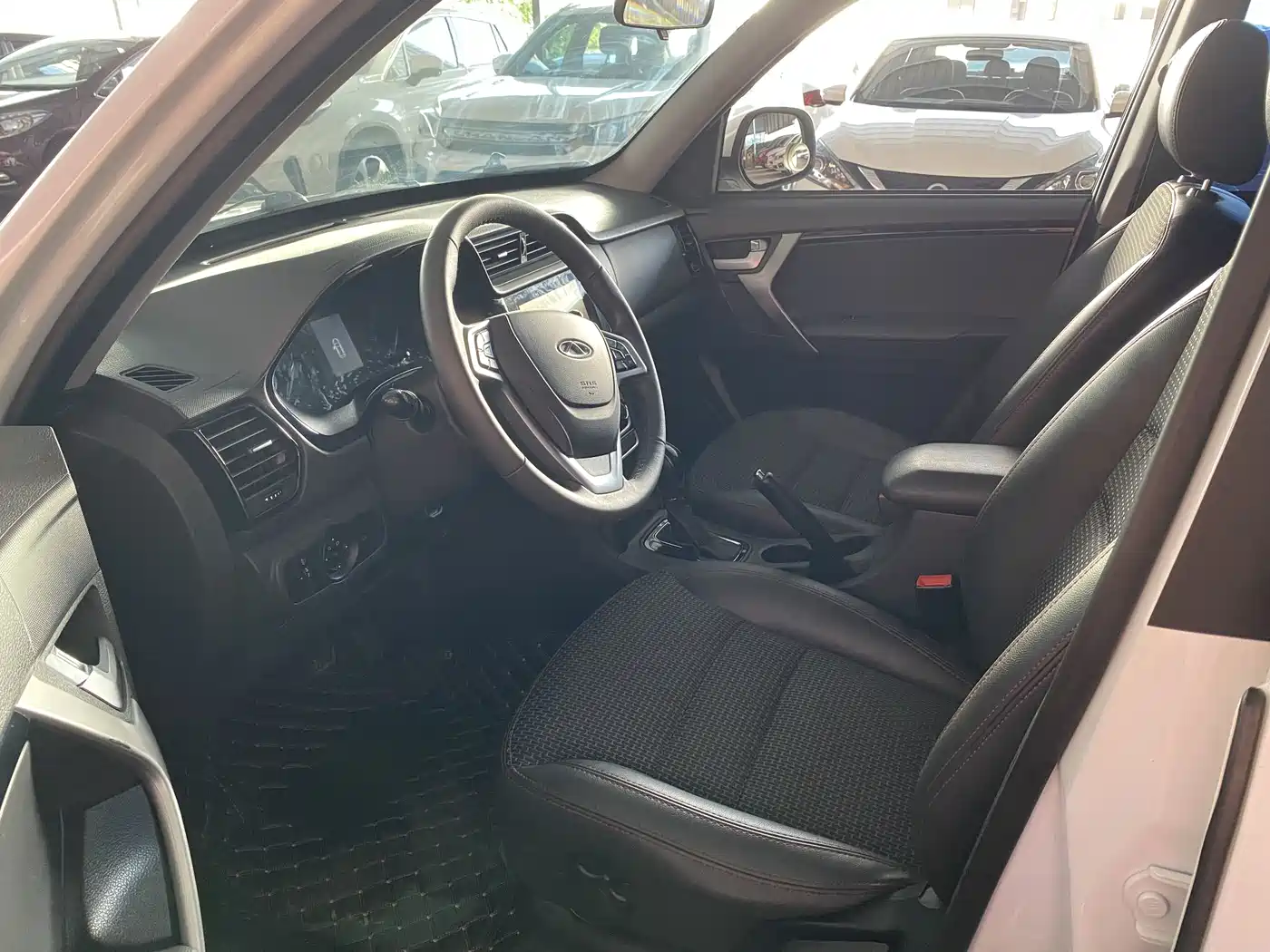 Chery Tiggo 3 2016 2016 1.6L CVT Smart Edition