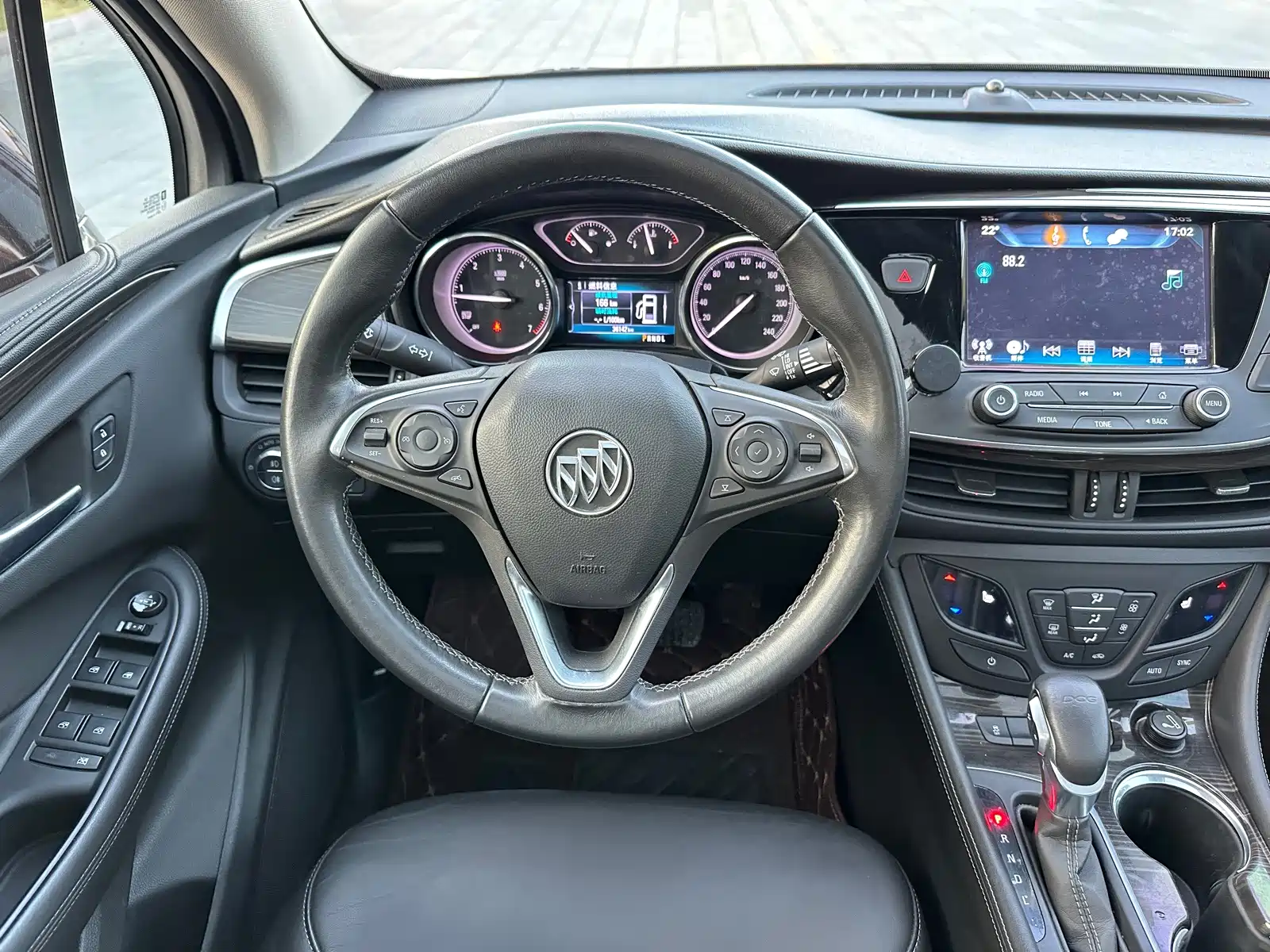 Фото 11 - Buick Envision Plus
