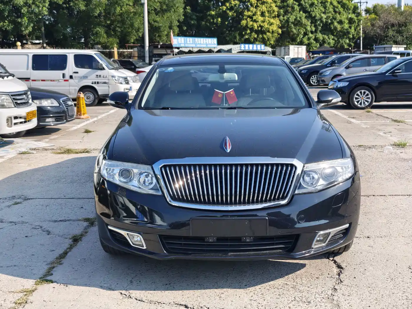 Hongqi H7 2017 2015 2.0T Luxury
