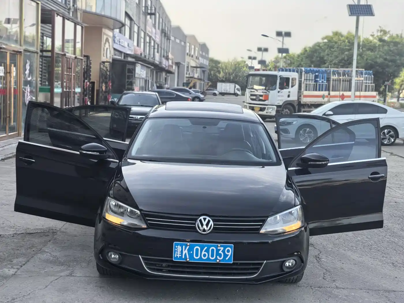 Volkswagen Sagitar 2012 1.4TSI Manual Luxury фото 7