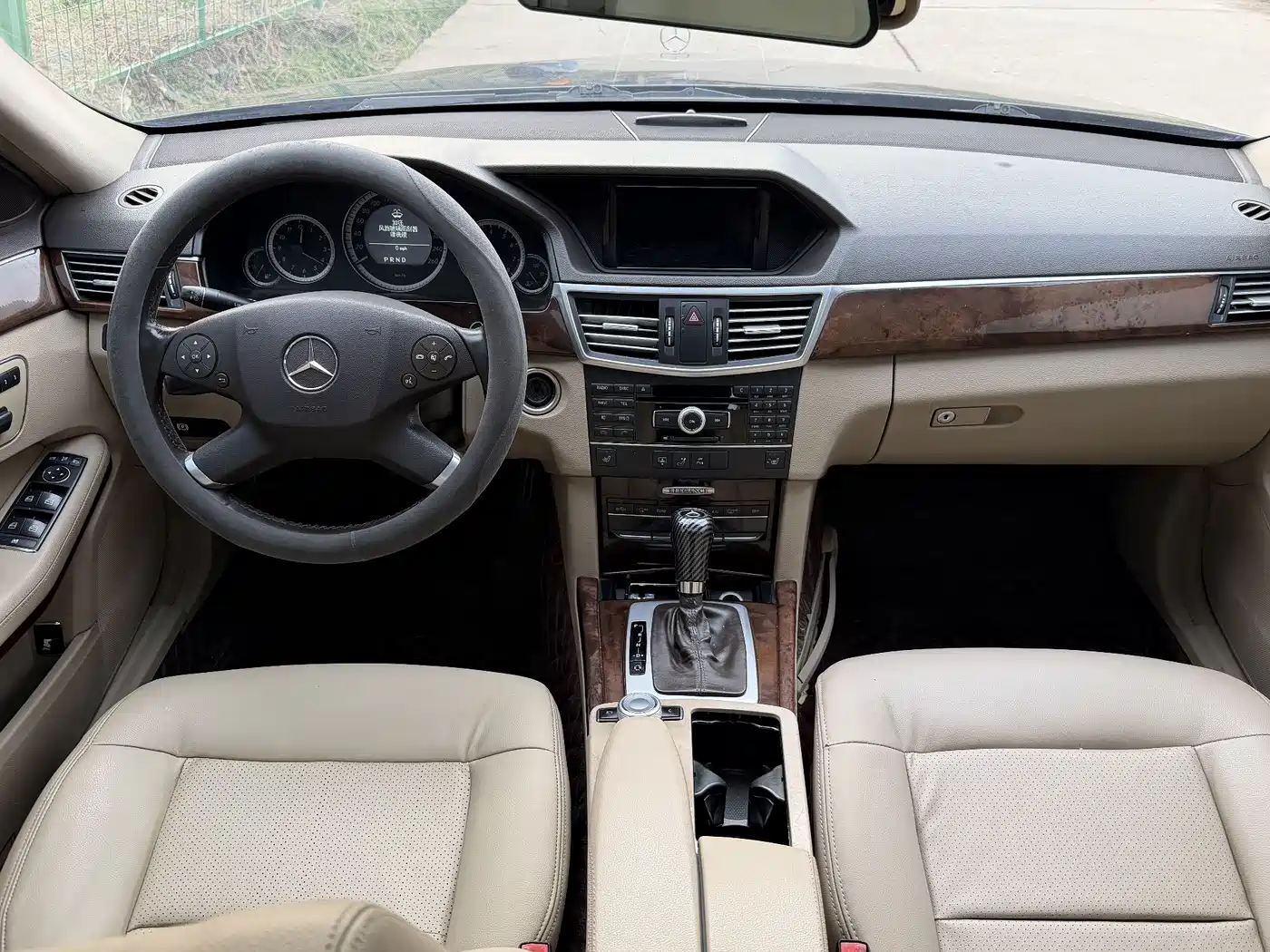 Mercedes-Benz E-Class 2011 E 200 L CGI Elegance фото 5