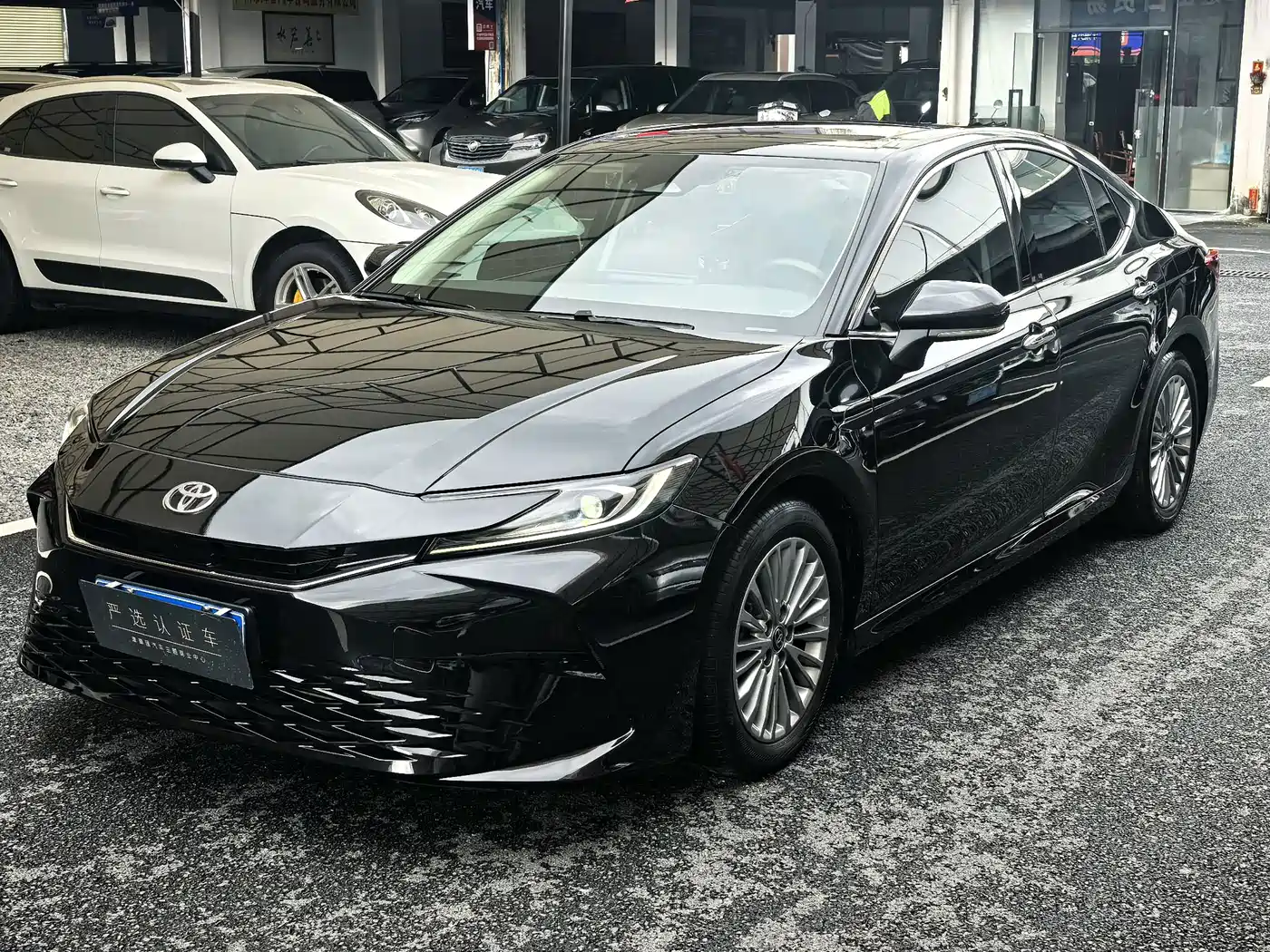 Toyota Camry 2025 2024 2.0GVP Luxury Edition