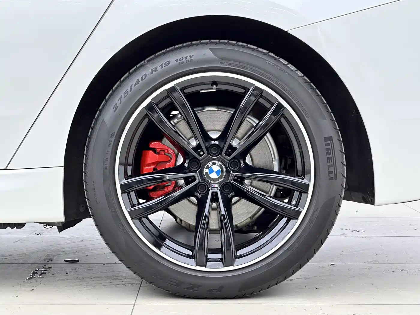 BMW 6 Series GT 2019 630i M Sport Package фото 18