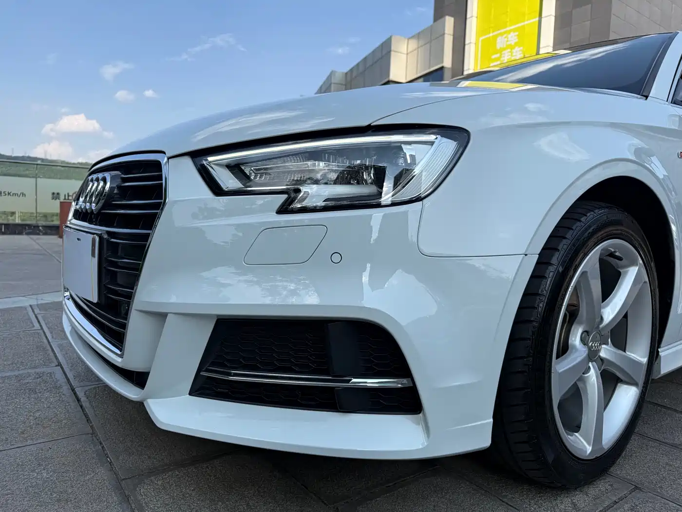 Audi A3 2017 Limousine 35 TFSI Fashion фото 13