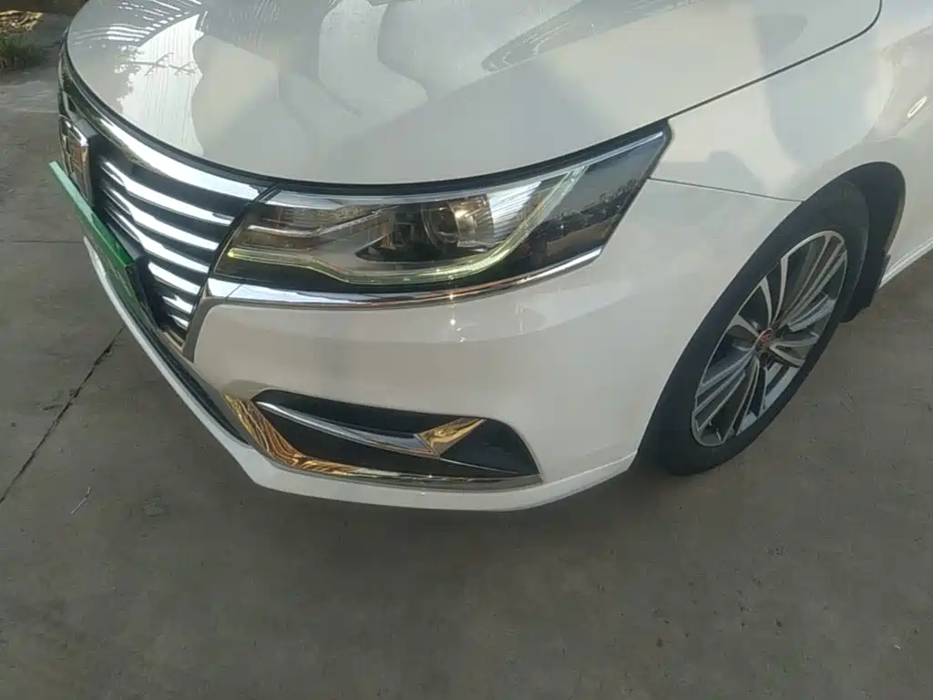 Photo 24 - Roewe i6