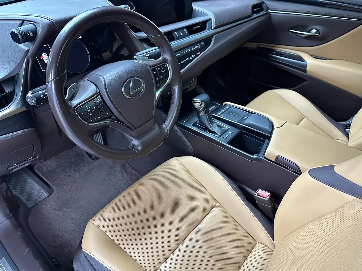 Lexus ES 2020 Model 300h Excellence Edition China V фото 5