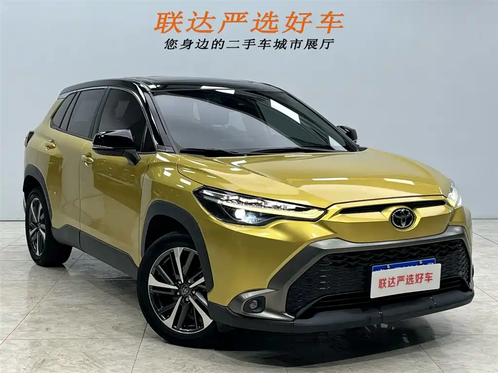 Toyota Frontlander 2022 2.0L CVT Luxury PLUS Edition фото 23