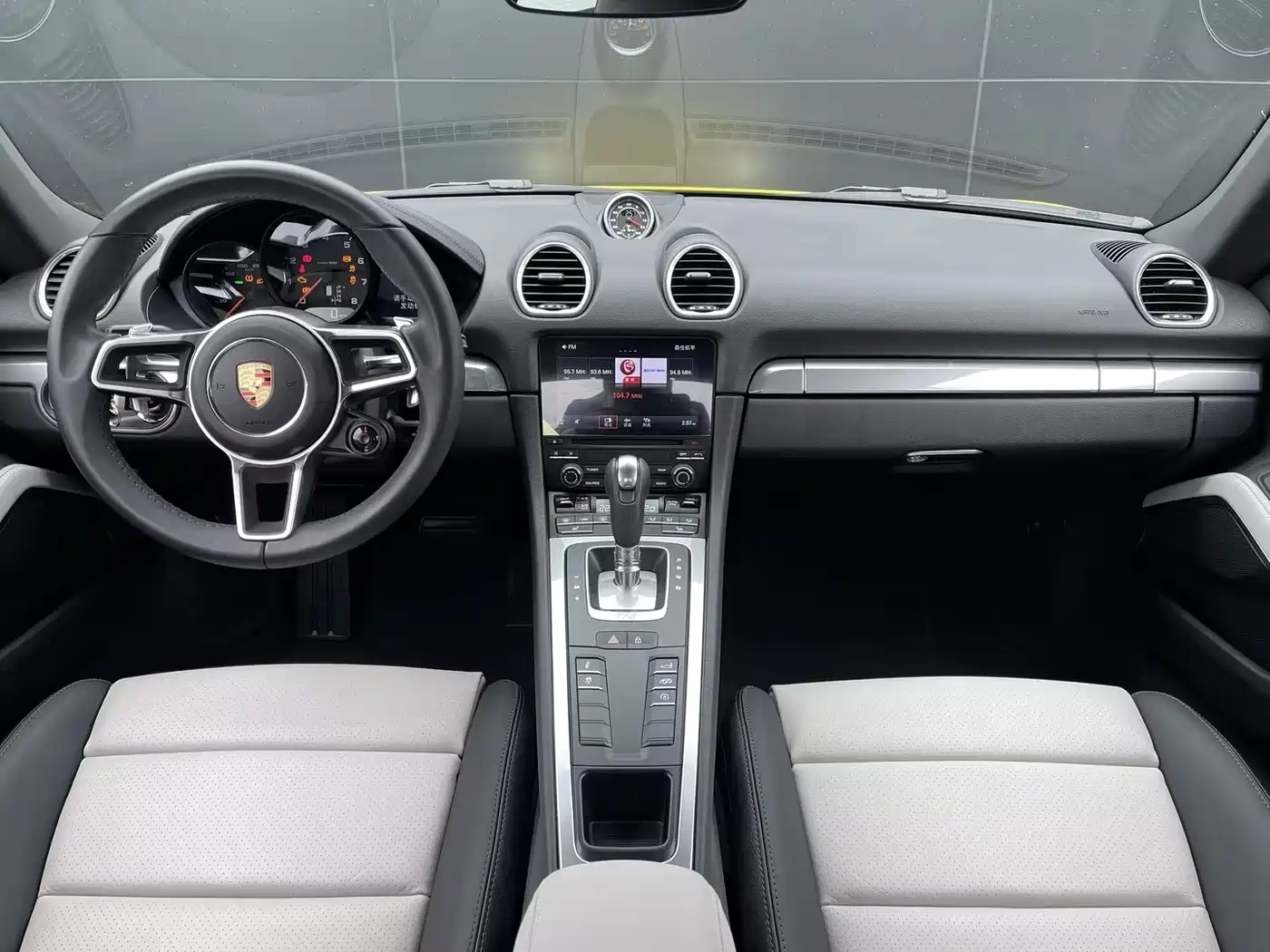 Porsche 718 фото 11