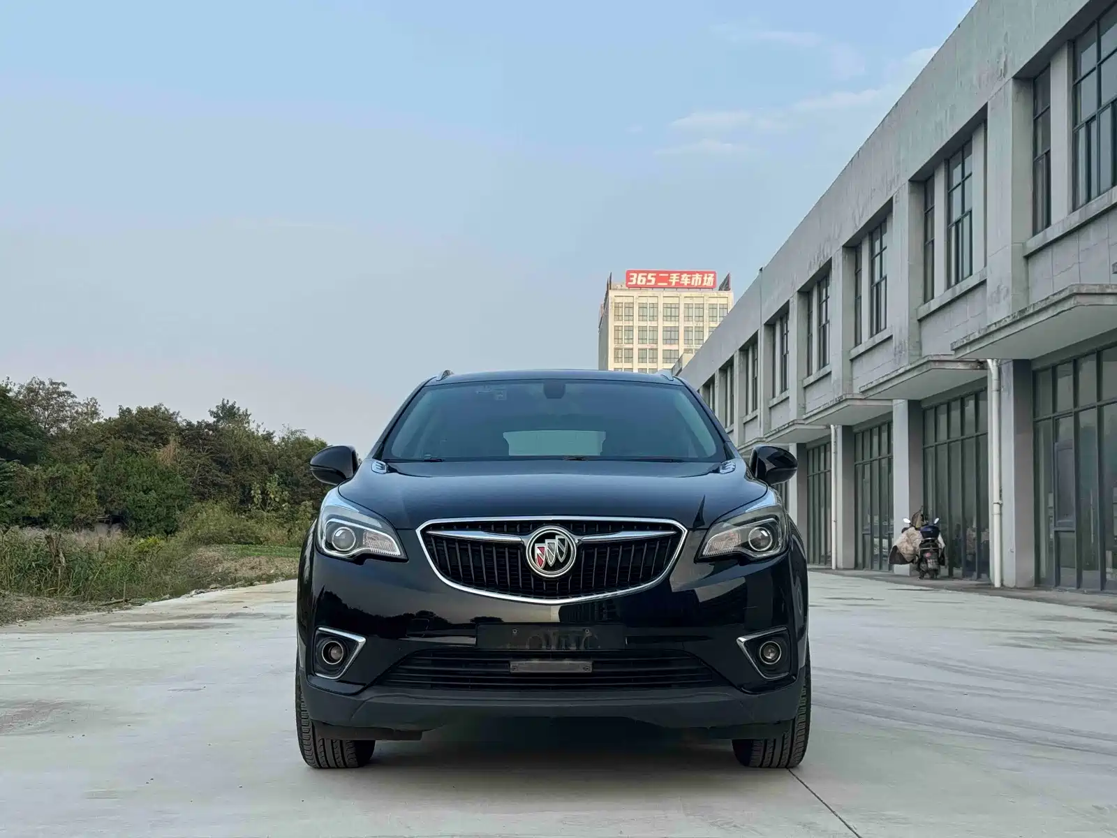 Фото 2 - Buick Envision Plus