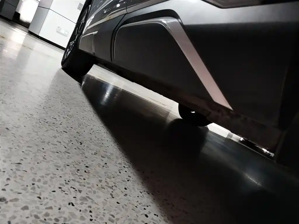 BYD Yuan UP 2024 401KM Surpass Edition фото 22