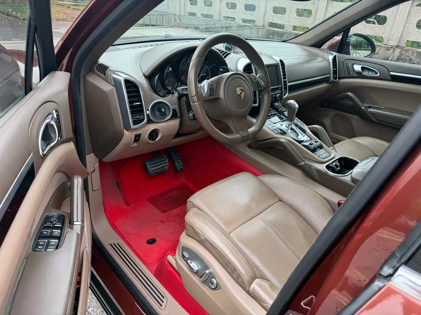Фото 8 - Porsche Cayenne
