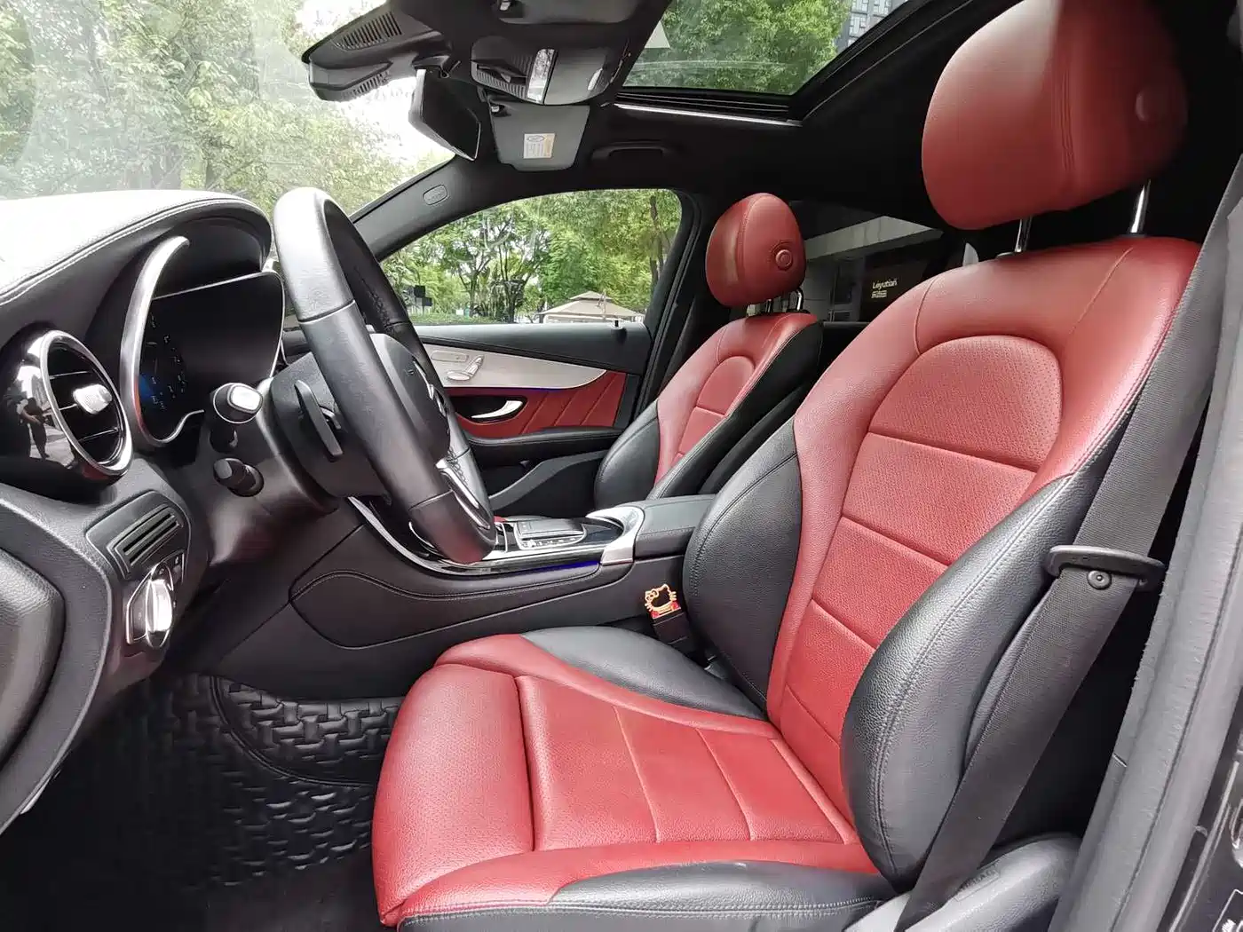Mercedes-Benz GLC Coupe 2021 GLC 260 4MATIC Coupe SUV фото 14