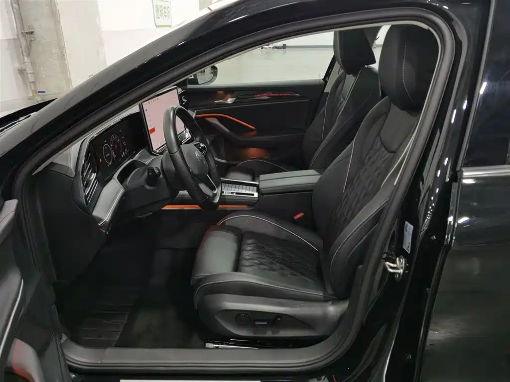 Volkswagen Magotan 2024 380TSI DSG Luxury Edition (Daimai Package) фото 10