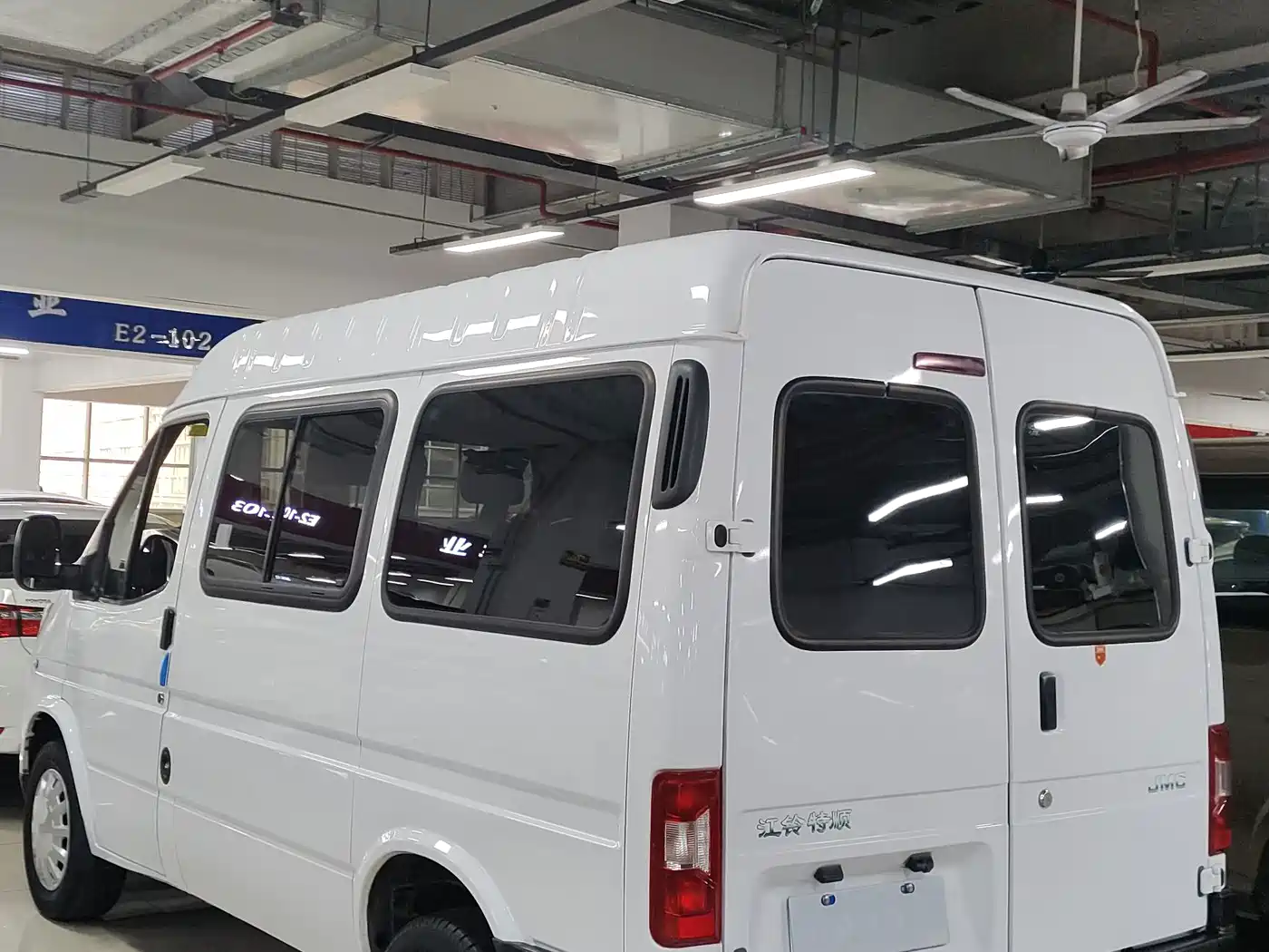 Jiangling Tesun 2021 2021 2.8T Space King Standard Short Wheelbase Medium-High Roof 6-Seater Diesel China VI JX493