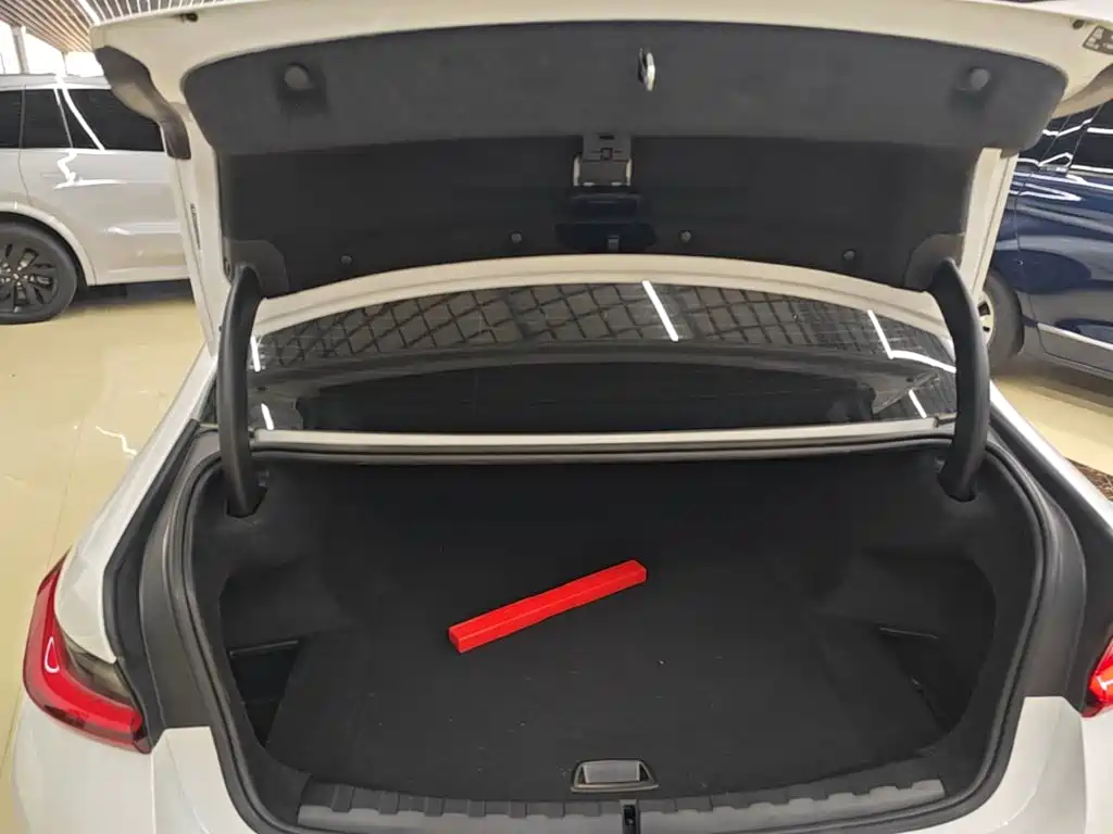 BMW i3 2025 2026 eDrive 40 L
