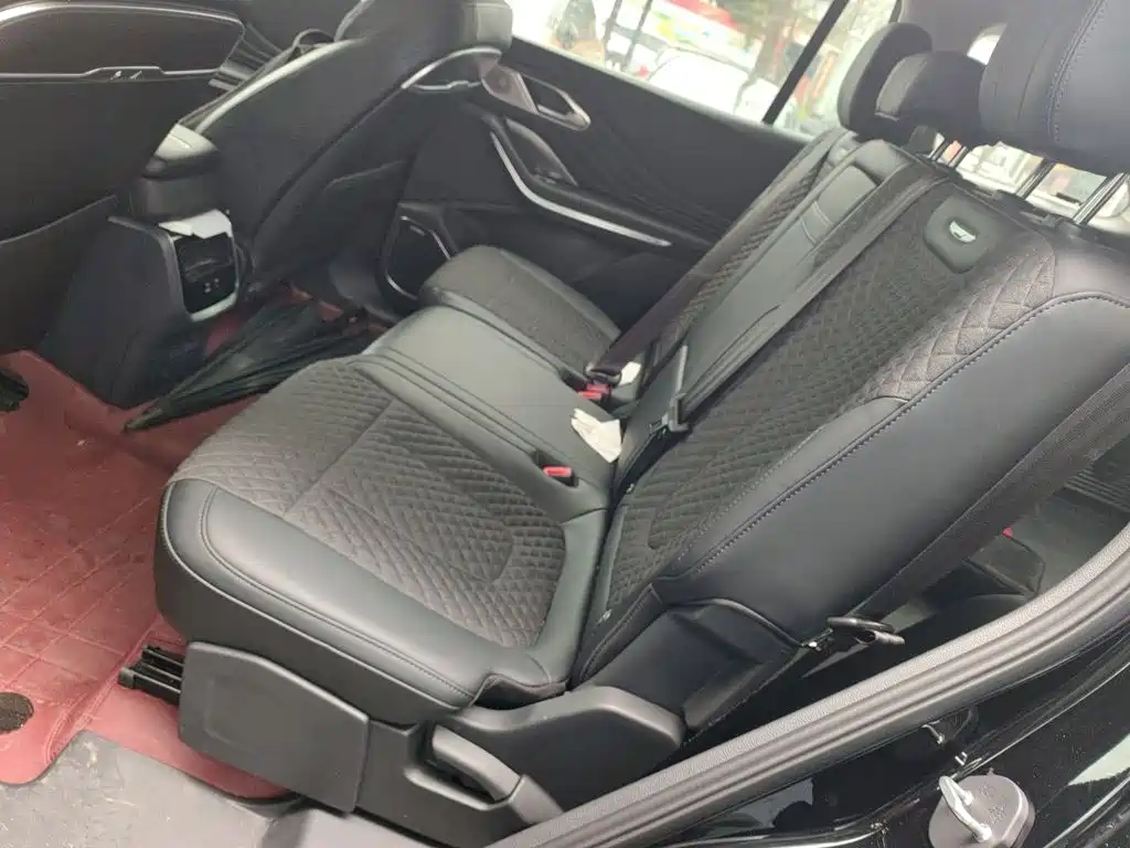 Hongqi HS7 2025 2024 2.0T Automatic 2WD Qiyue Edition 5-seater