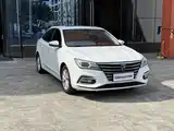 Фото 12 - Roewe i5
