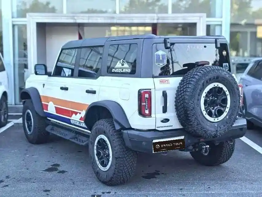 Ford Bronco 2025 2024 2.3T Badlands