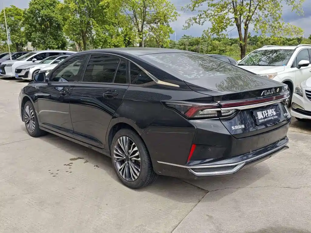 Dongfeng Aeolus Yixuan MAX 2022 2021 1.5T Super Dad Edition