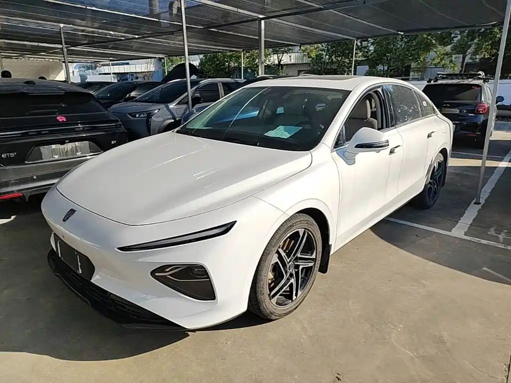 Фото 1 - Roewe D7