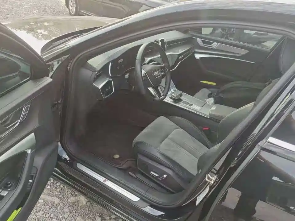 Audi A6L 2024 45 TFSI Premium Dynamic фото 3