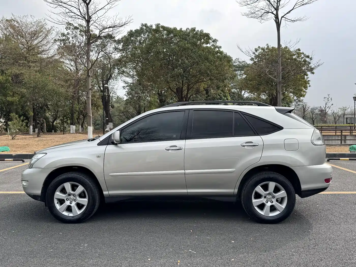 Lexus RX Classic 2006 350 фото 3