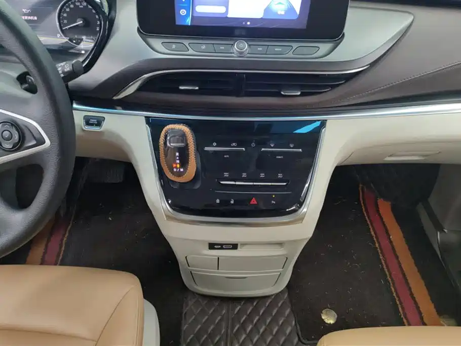 Buick GL8 2022 Land Business Class 652T Comfort фото 16
