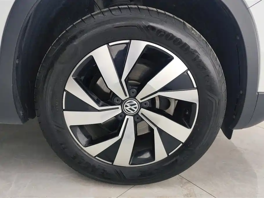 Volkswagen Tayron 2019 330TSI 2WD Luxury China VI фото 6