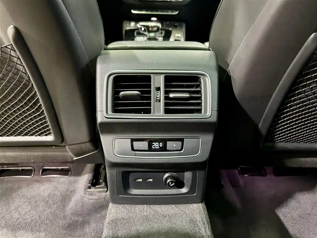 Audi Q5L 2022 45T Premium Dynamic фото 22