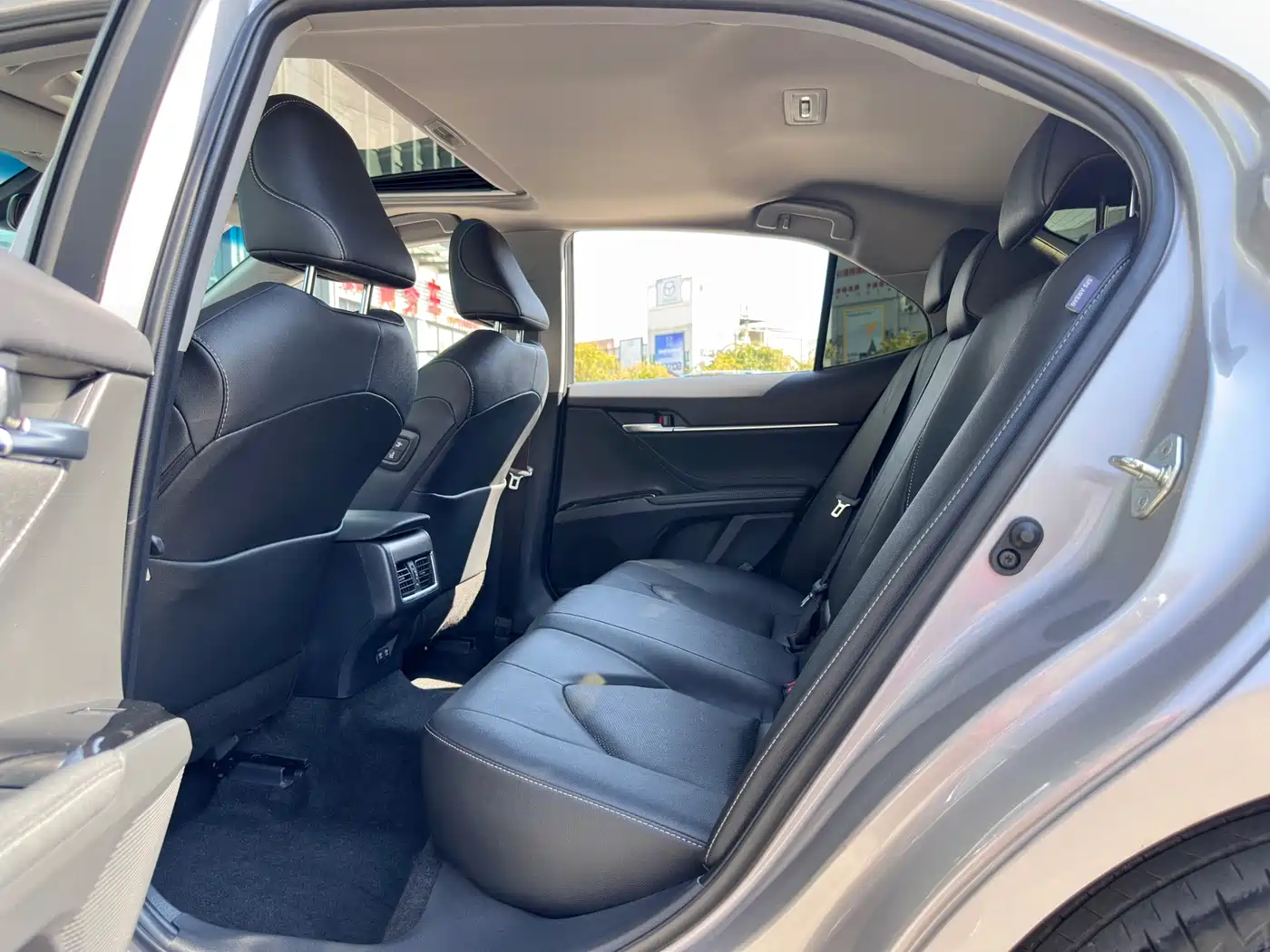 Toyota Camry 2021 2.5S Feng Shang Edition фото 11