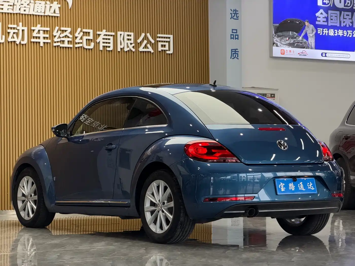 Volkswagen Beetle 2018 2018 180TSI Trend Joy Edition