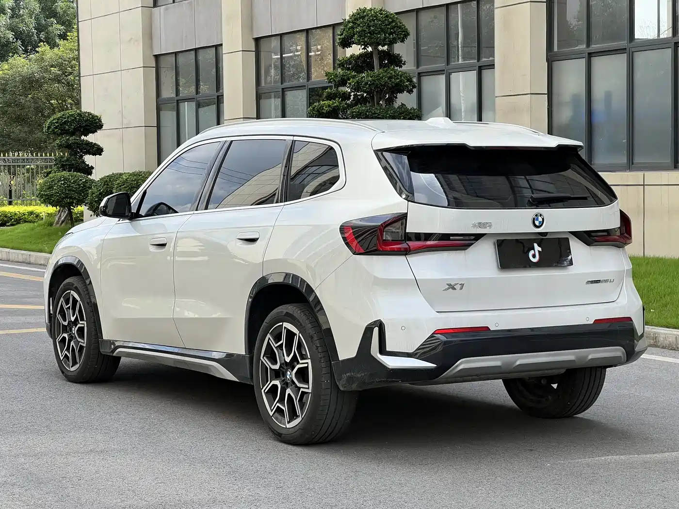 BMW X1 2024 sDrive25Li X Design Package фото 20