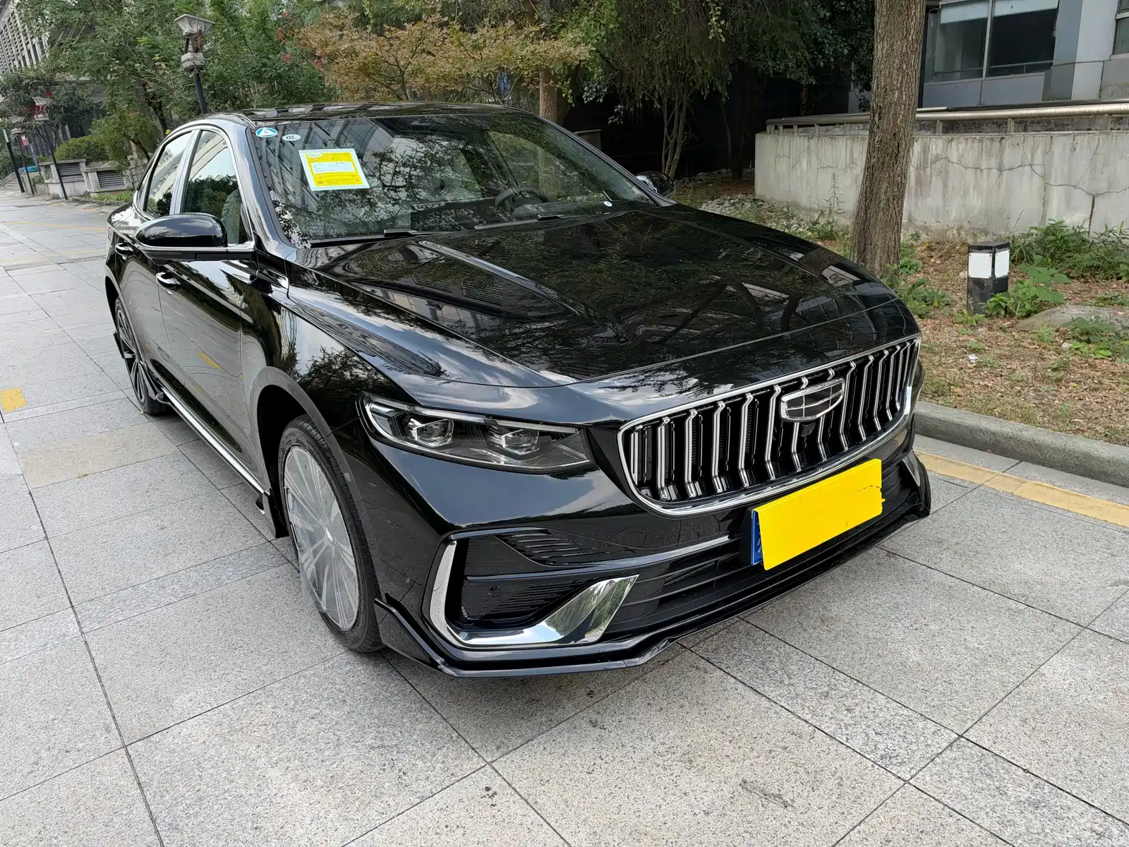 Фото 3 - Geely Preface