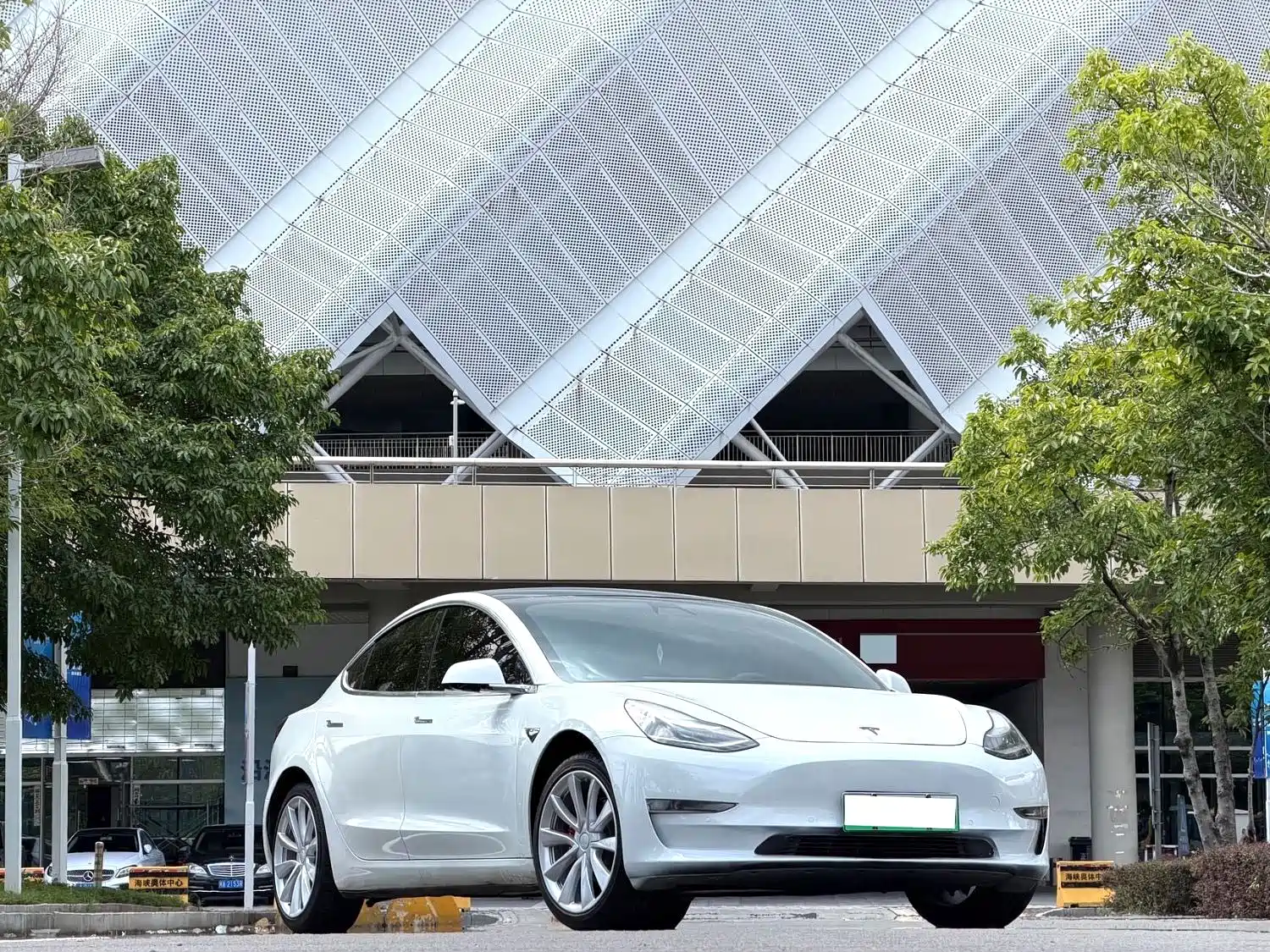 Фото 3 - Tesla Model 3 (Import)