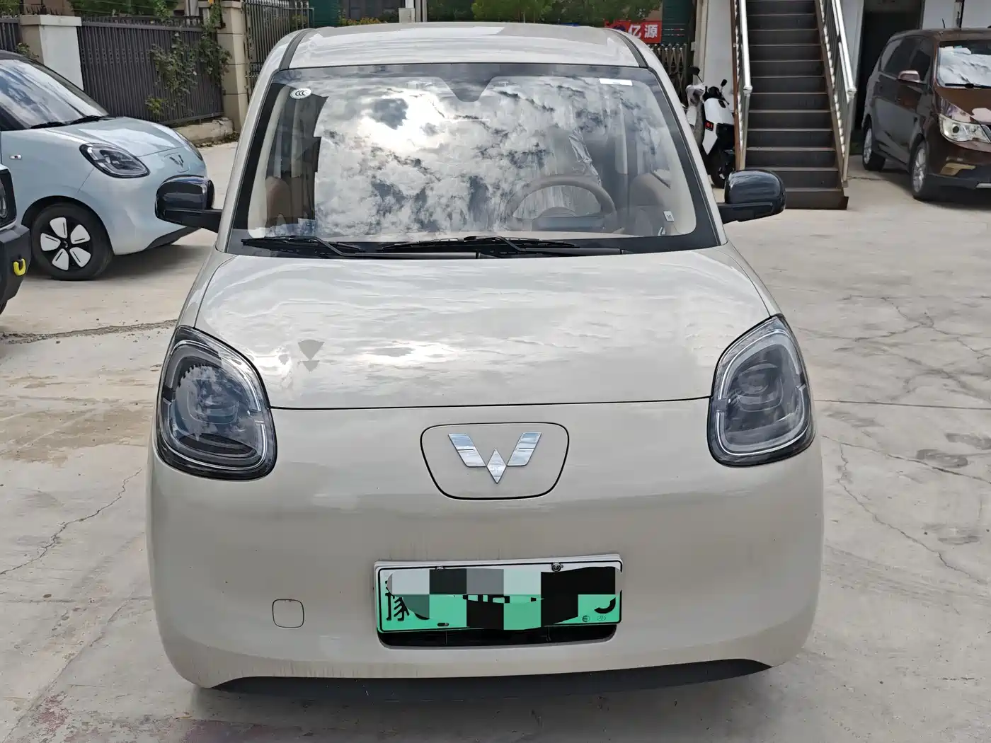 Wuling Motors Hongguang MINIEV 2026 2025 4-Door Advanced