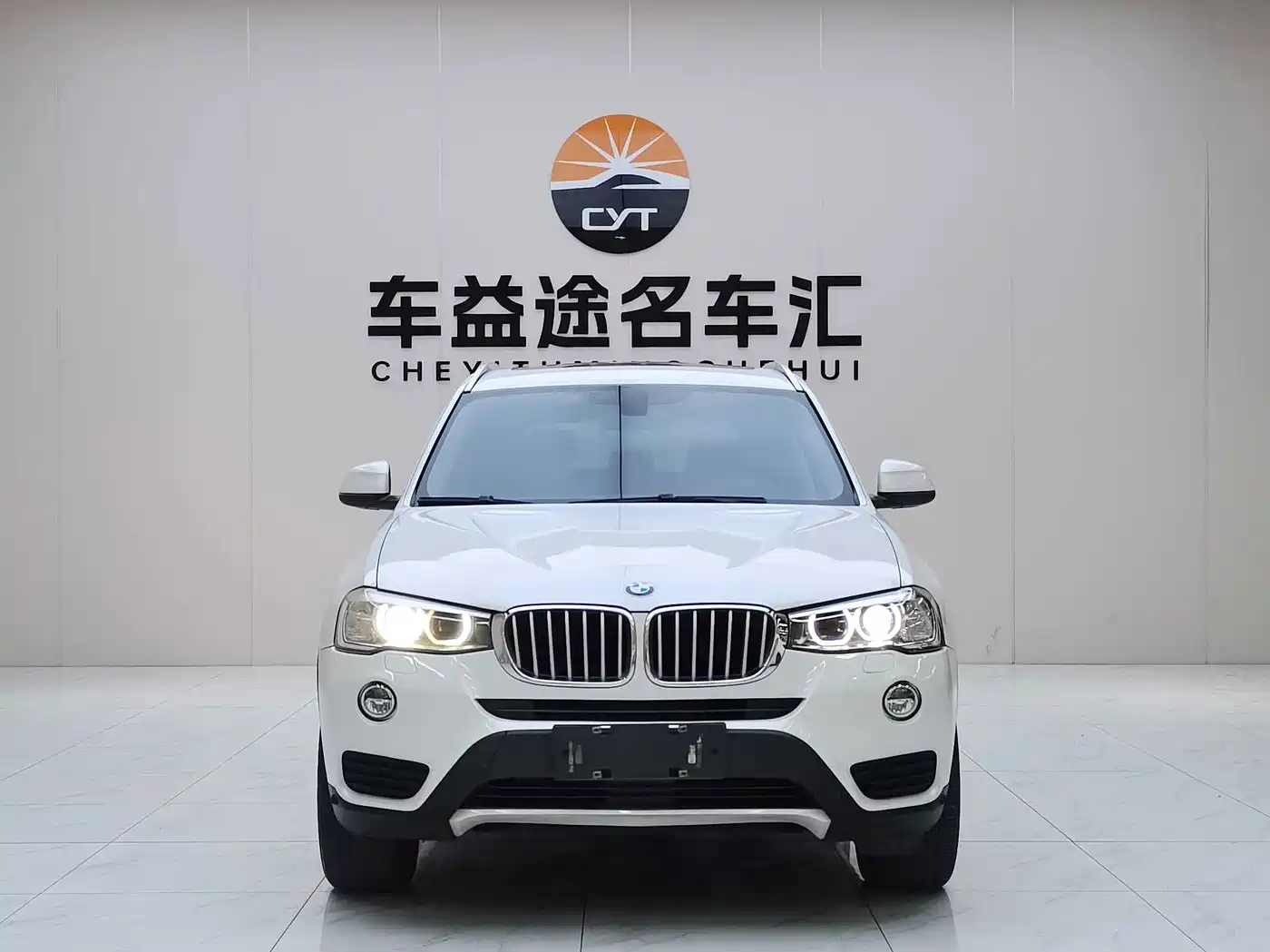 Photo 2 - BMW X3 (Import)