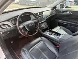 Фото 9 - Ford Taurus