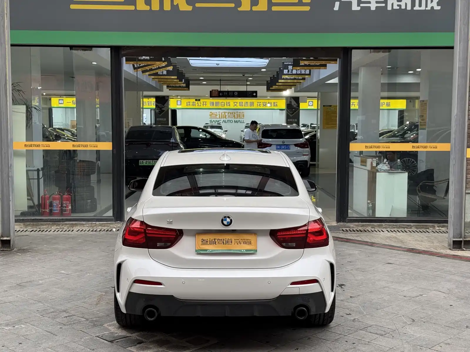 Фото 6 - BMW 1 Series