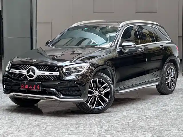 MERCEDES-BENZ GLC