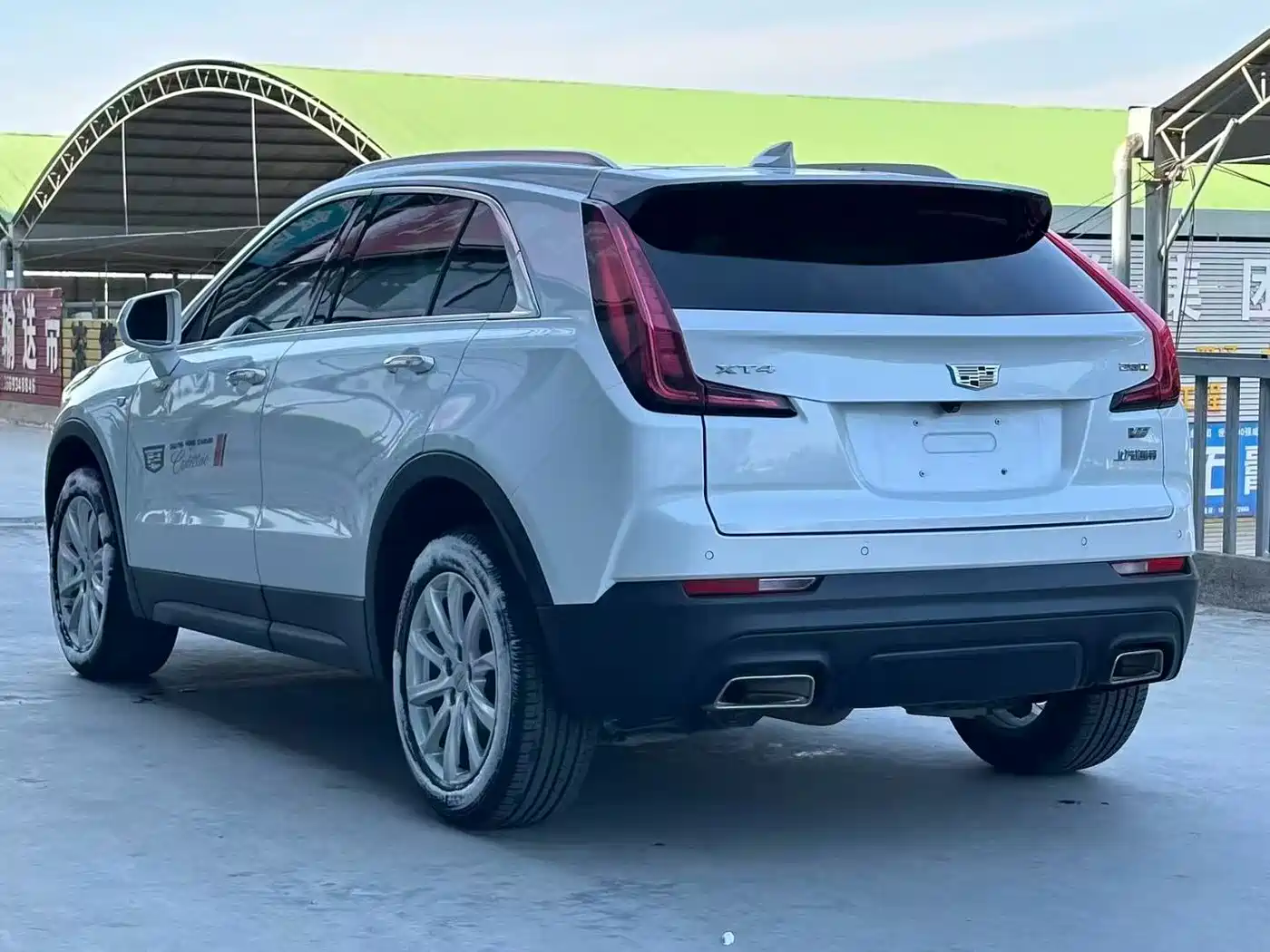 CADILLAC XT4