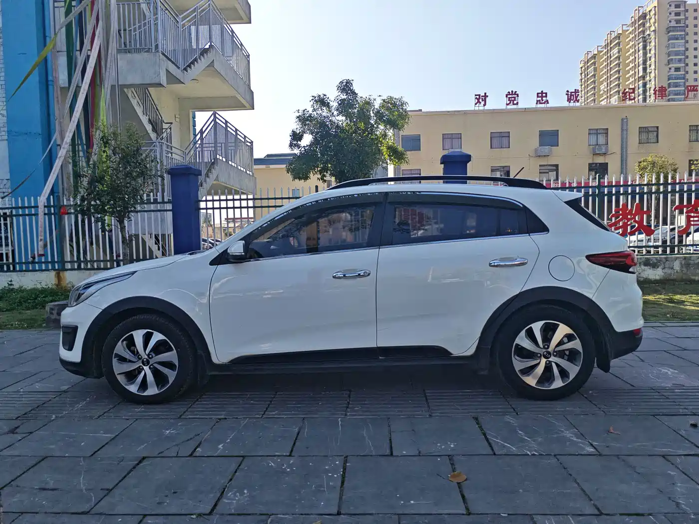 Kia KX CROSS 2019 1.4L AT GLS China V фото 4