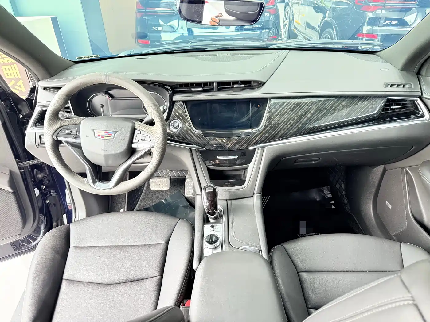 Cadillac XT6 2021 2.0T 6-Seater 2WD Luxury Edition фото 5