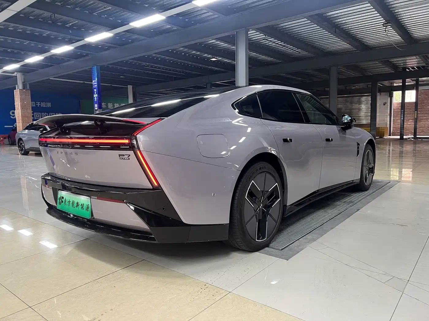 2025 XPeng P7